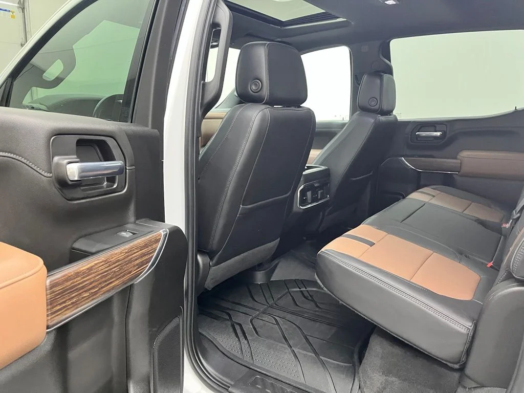 Used 2022 Beige Chevrolet High Country image 38