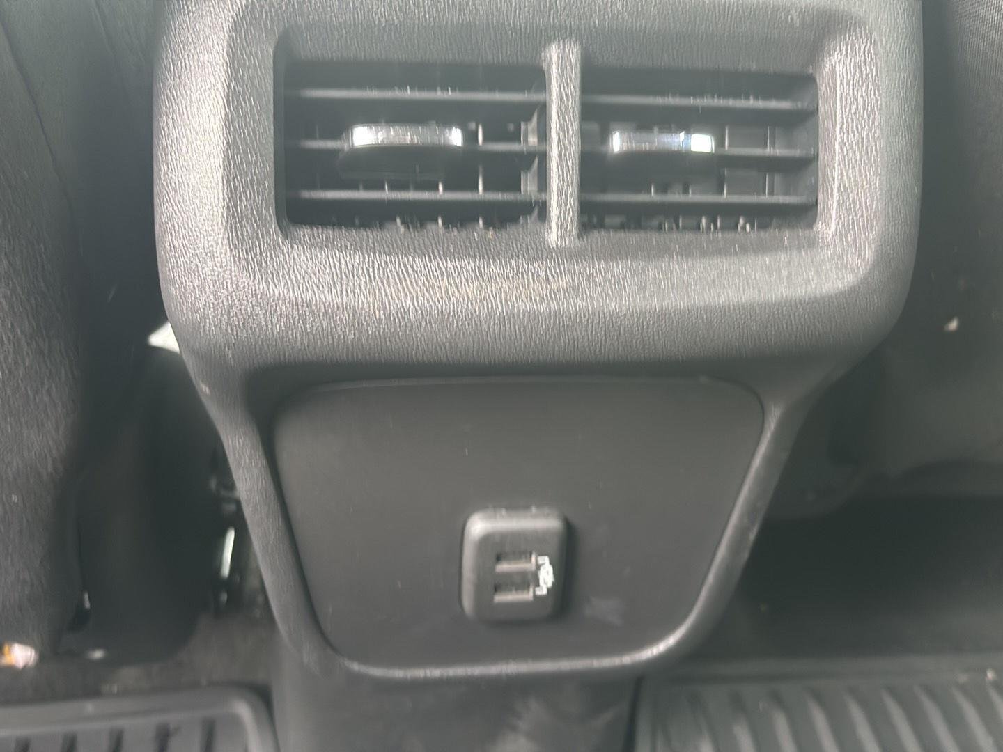 Used 2019 Mosaic Black Metallic Chevrolet LT image 18