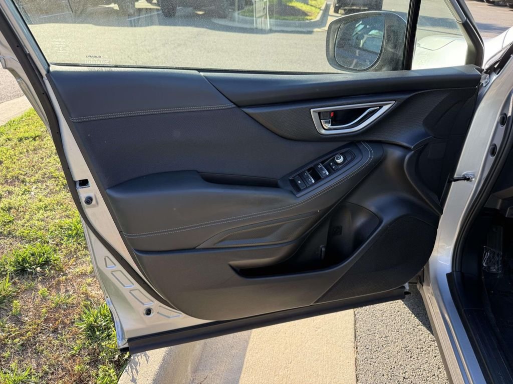 Used 2019 Silver Subaru Premium image 31