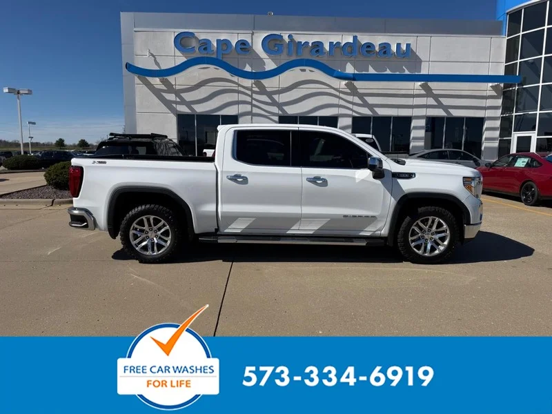 2021 GMC Sierra 4WD Crew Cab Short Box SLT's photo