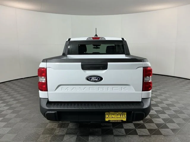 New 2026 Oxford White Ford XL image 6