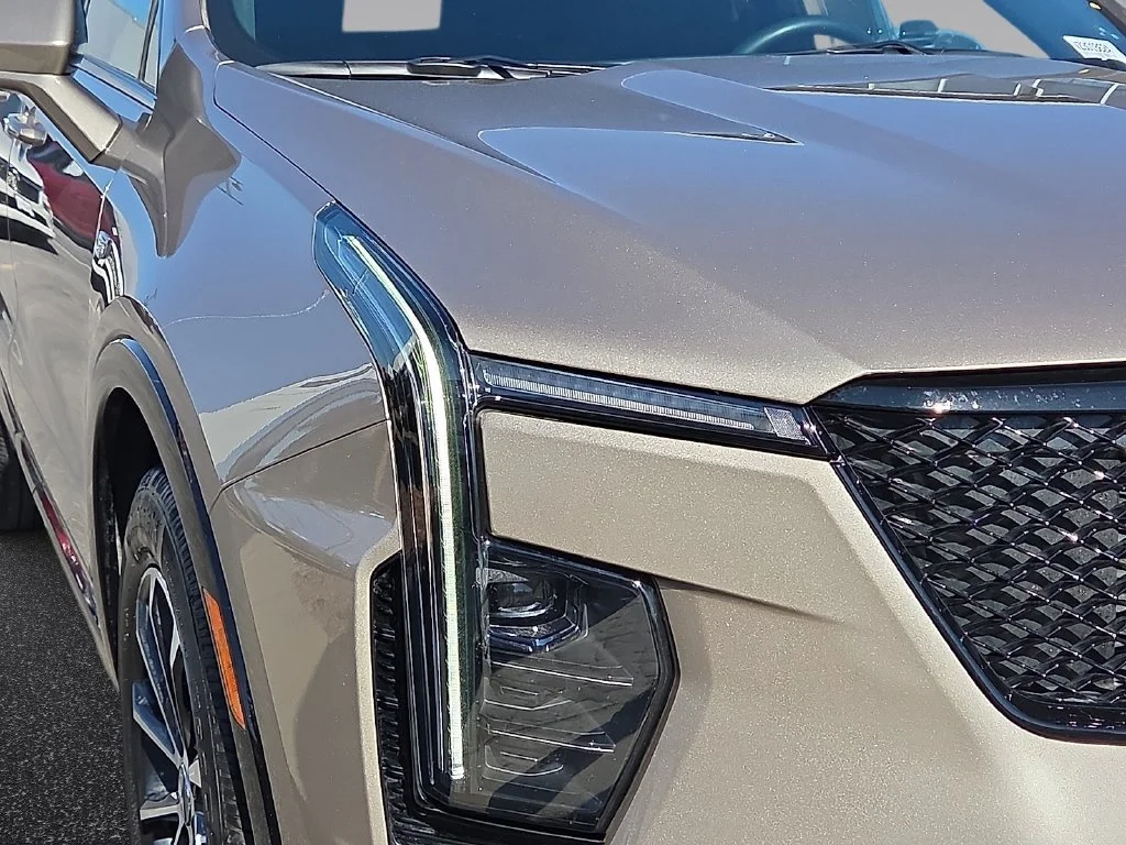 Used 2025 Latte Metallic Cadillac Sport image 7
