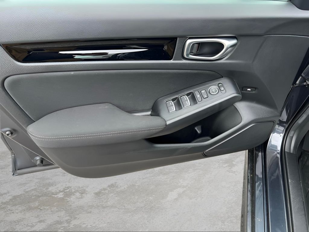 Used 2025 Gray Honda Sport Touring image 13