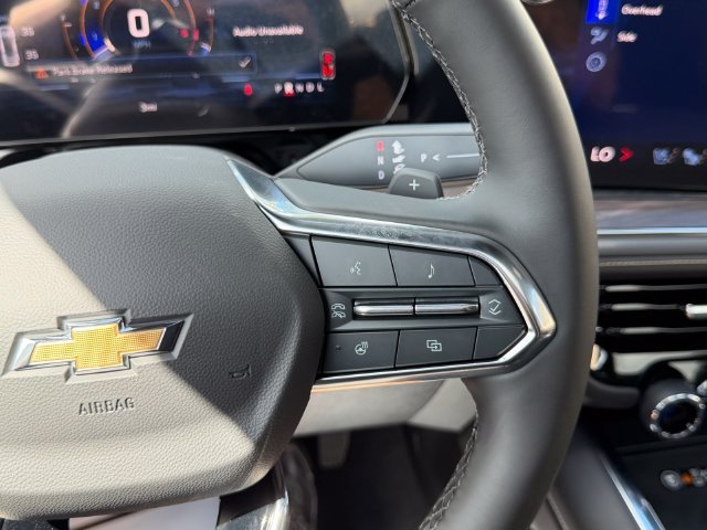 New 2026 Black Chevrolet Premier image 25