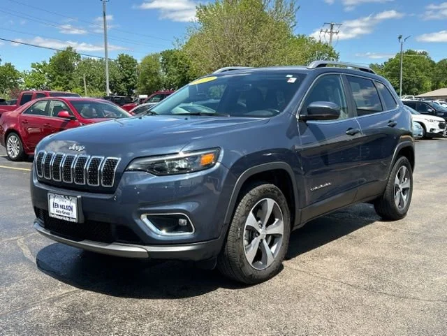 Used 2020 Blue Jeep Limited 4x4 image 5