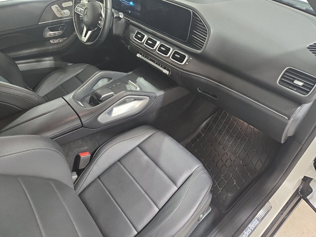Used 2023 Polar White Mercedes-Benz GLE 350 image 25