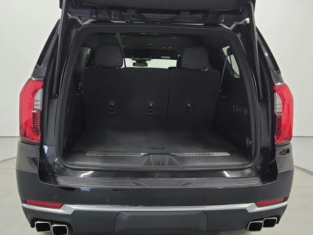 Used 2025 Black GMC Denali image 27