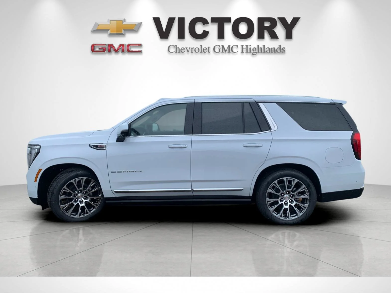 2026 GMC Yukon Denali - Photo 6