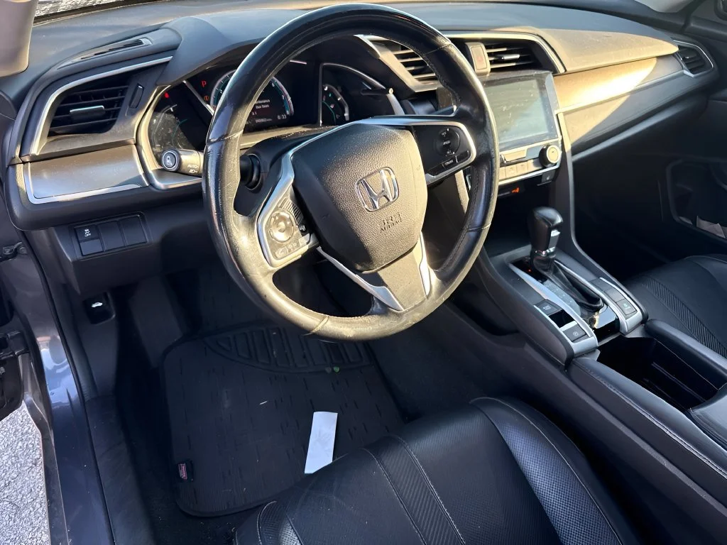 Used 2018  Honda EX-L image 11