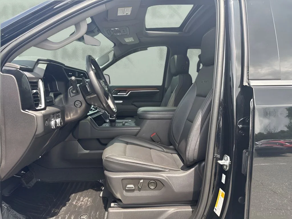 Used 2023 Black GMC Denali image 9