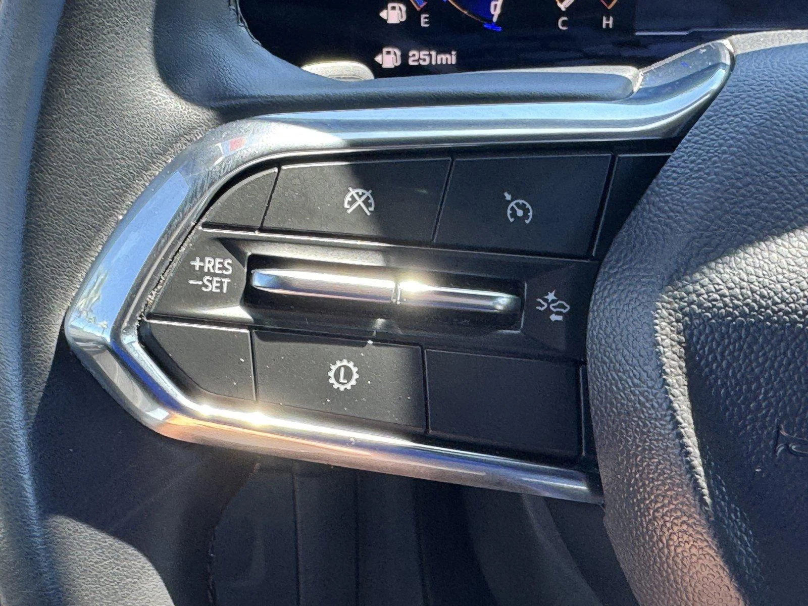 Used 2025 Sterling Gray Metallic Chevrolet LT image 24