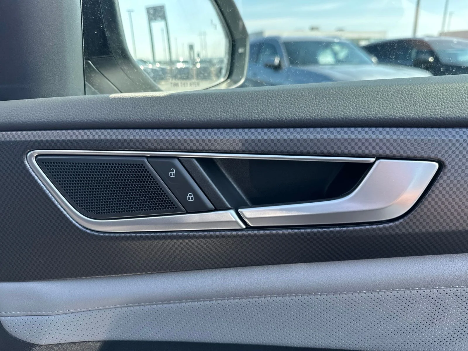 New 2026 White/off-white Volkswagen 2.0T Peak Edition image 45