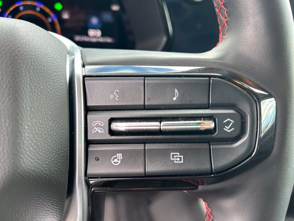 Used 2024 White Chevrolet Z71 image 19