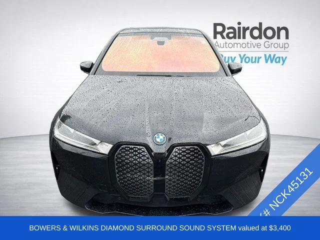 Used 2022 Black BMW xDrive50 image 2