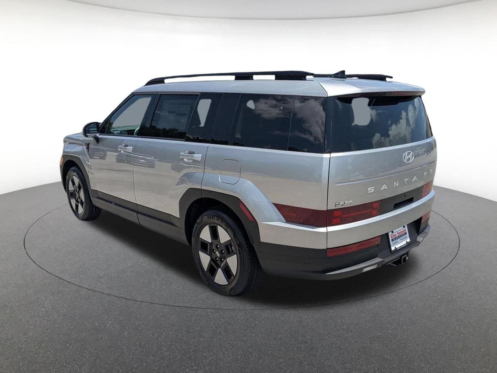 New 2026 Shimmering Silver Hyundai SEL image 6
