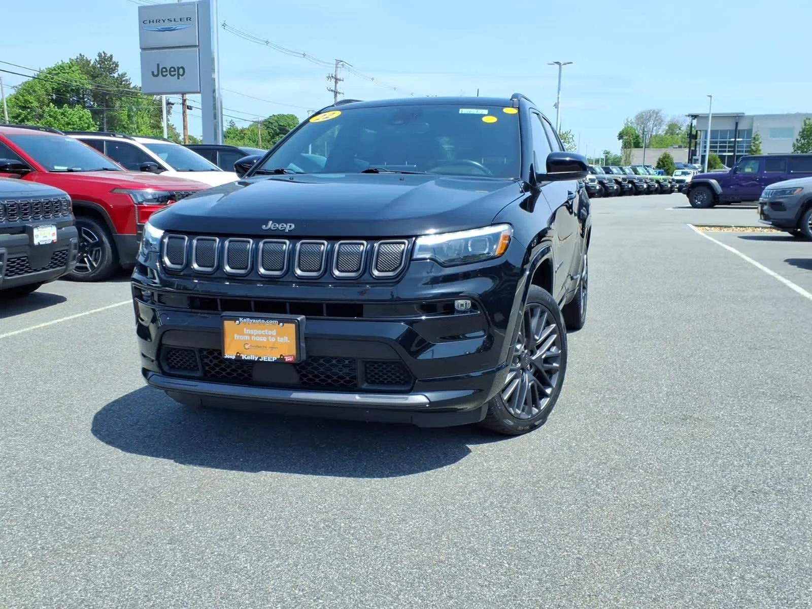 Certified Used 2022 Diamond Black Crystal Pearlcoat Jeep High Altitude image 2