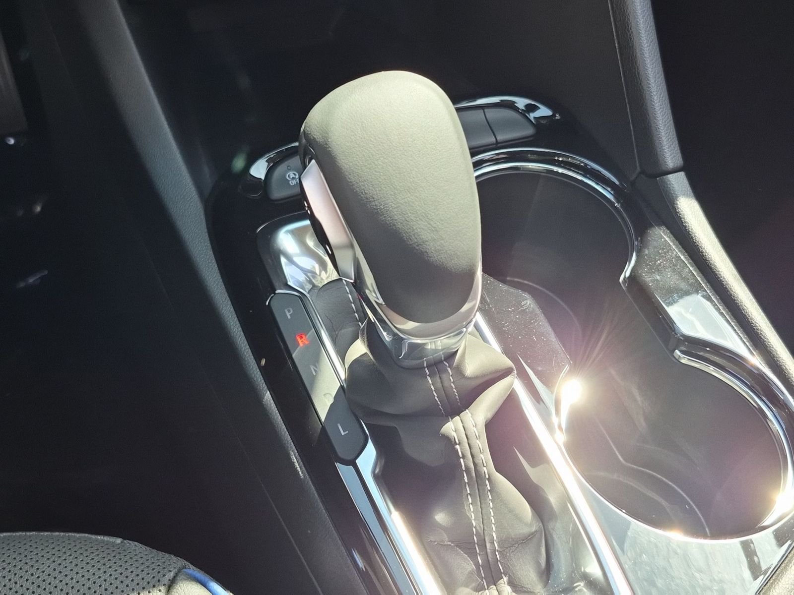 2026 Buick Encore GX Sport Touring - Photo 15