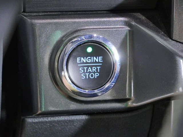 Certified Used 2023 Black Ford XLT image 28