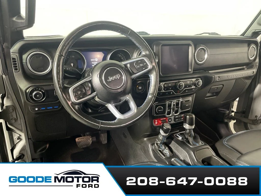 Used 2023 Gray Jeep Rubicon 4xe image 8