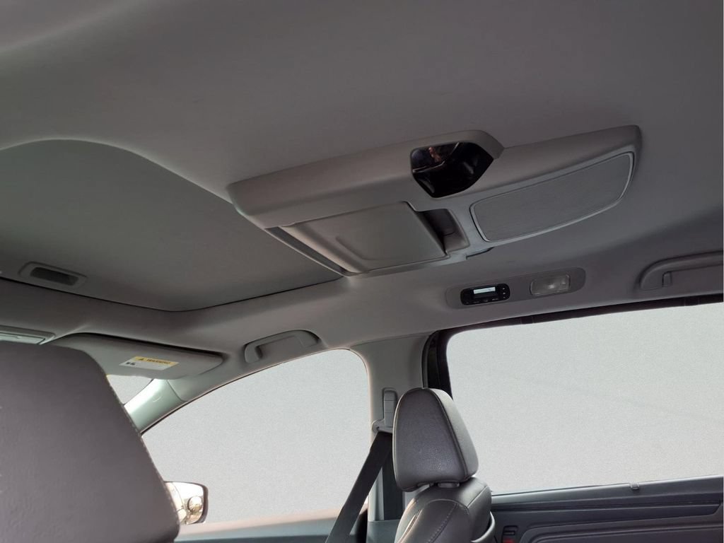 2019 Honda Odyssey EX-L - Photo 21