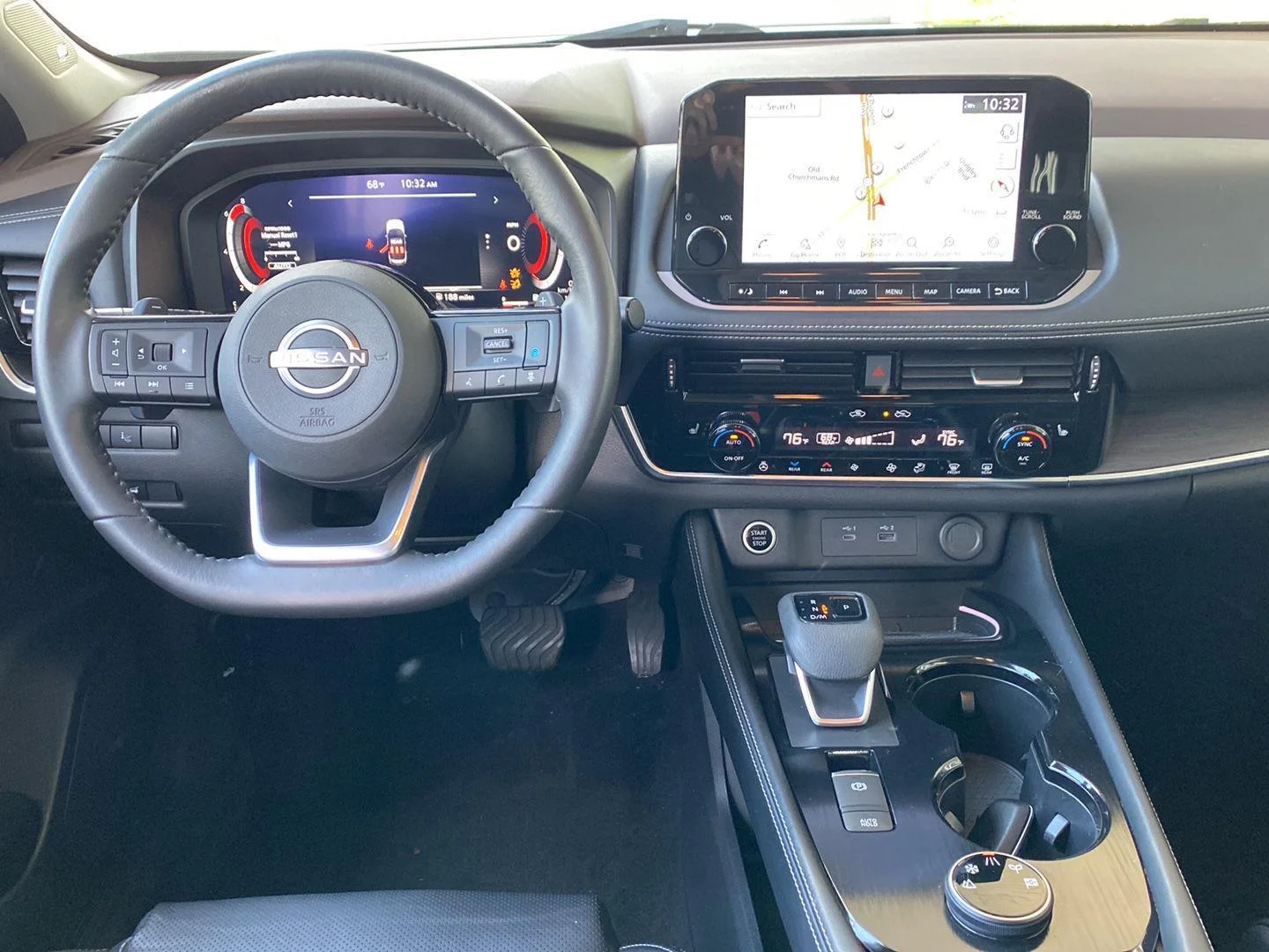 Used 2023 Boulder Gray Pearl Nissan Platinum image 18