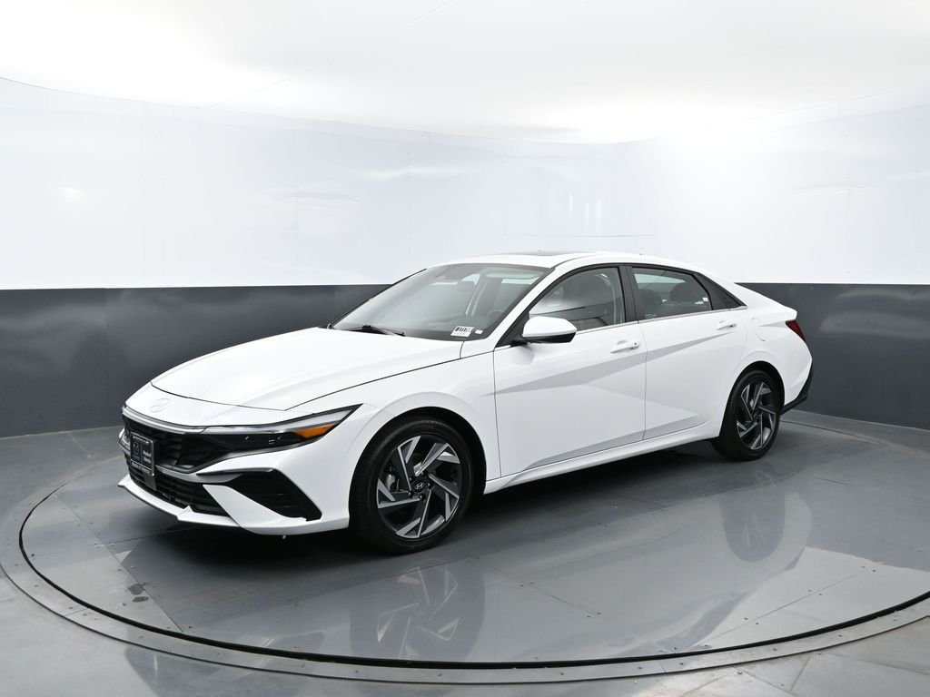 2025 Hyundai Elantra 2.0 SEL Convenience IVT's photo