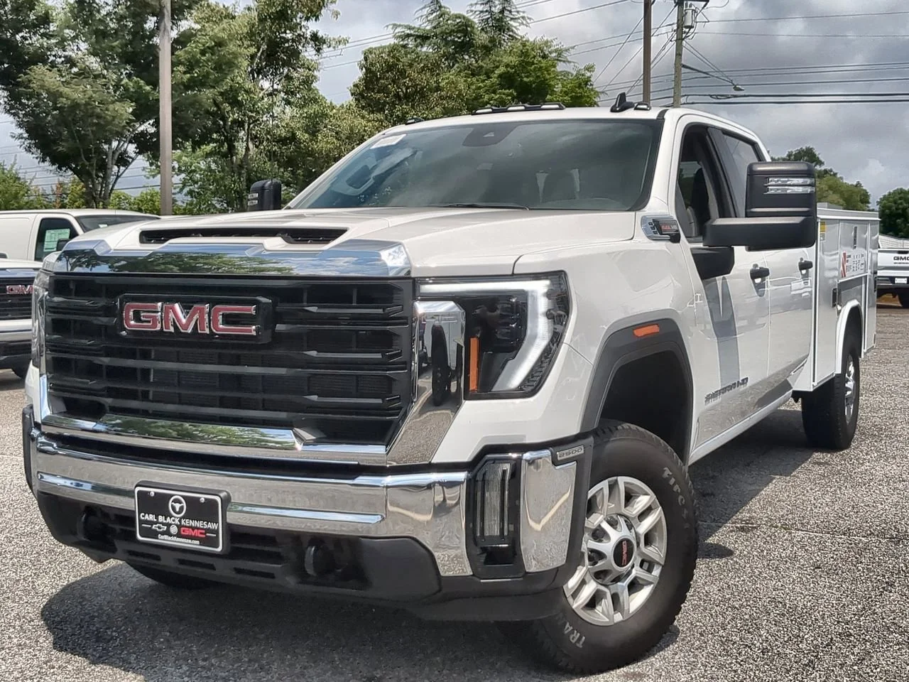 New 2026 Summit White GMC Pro image 1