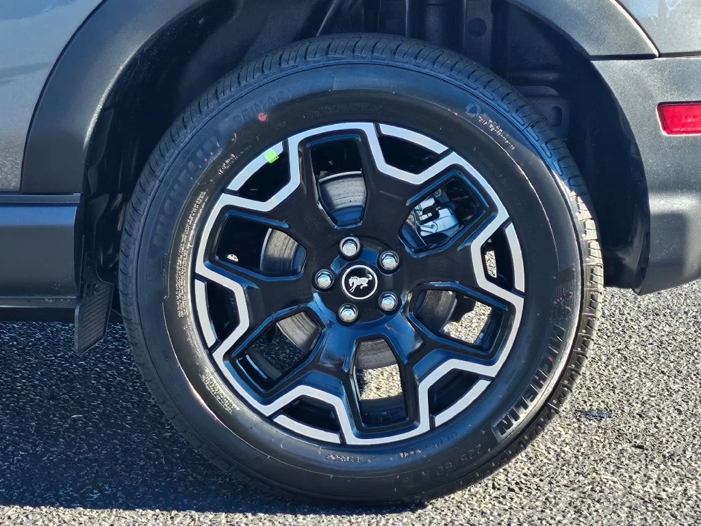 New 2026 Gray Ford Outer Banks image 14