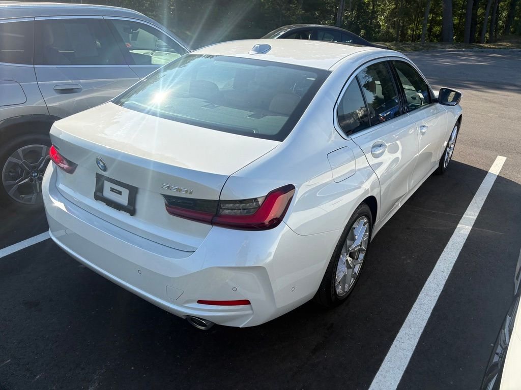 Certified Used 2025 Mineral White Metallic BMW 330i xDrive image 5