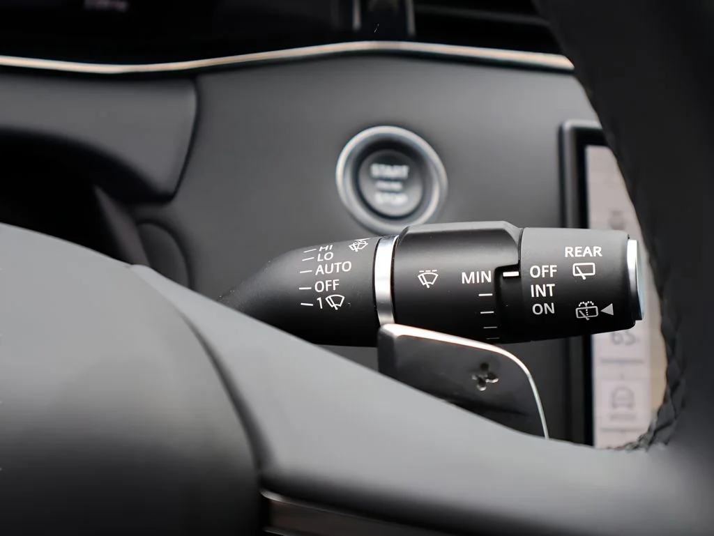2026 Land Rover Range Rover Evoque Dynamic SE - Photo 35