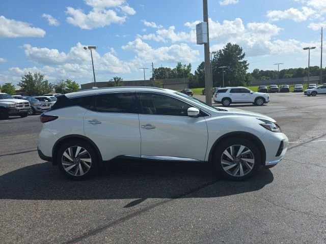 Used 2019 White Nissan SL image 2