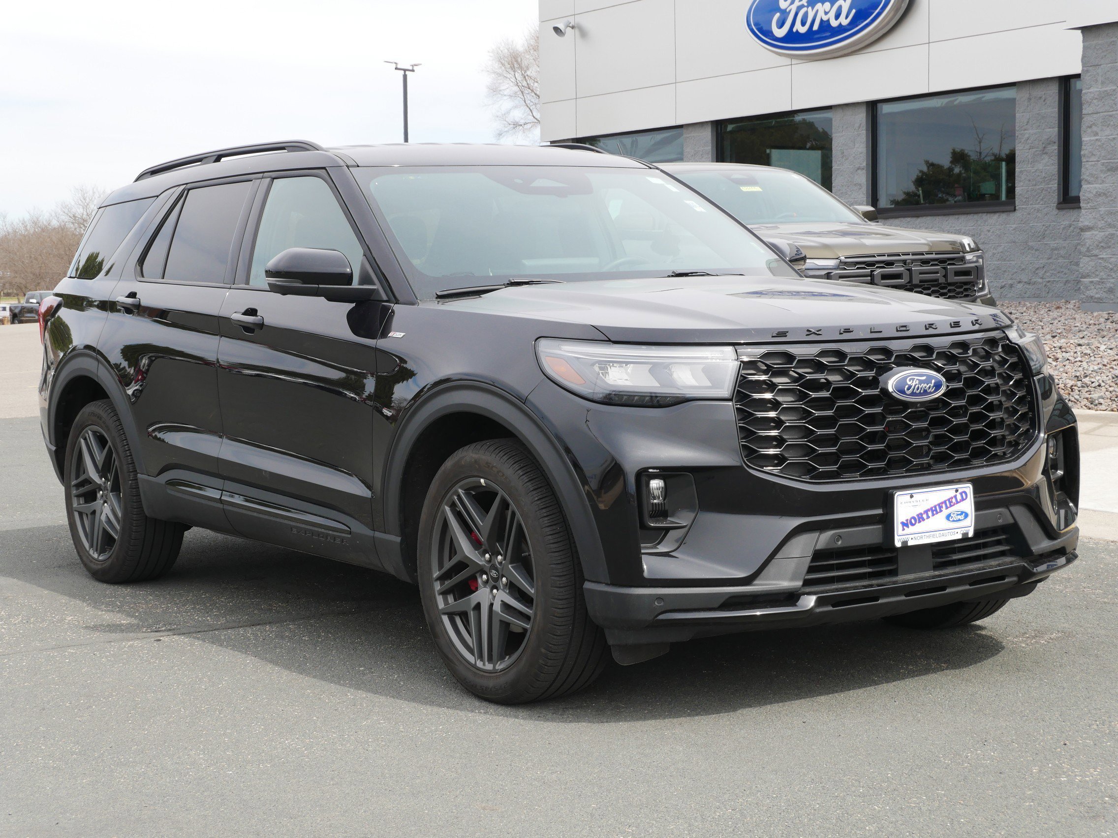 View vehicle photo 2