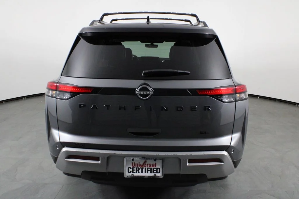 2023 Nissan Pathfinder SL - Photo 11