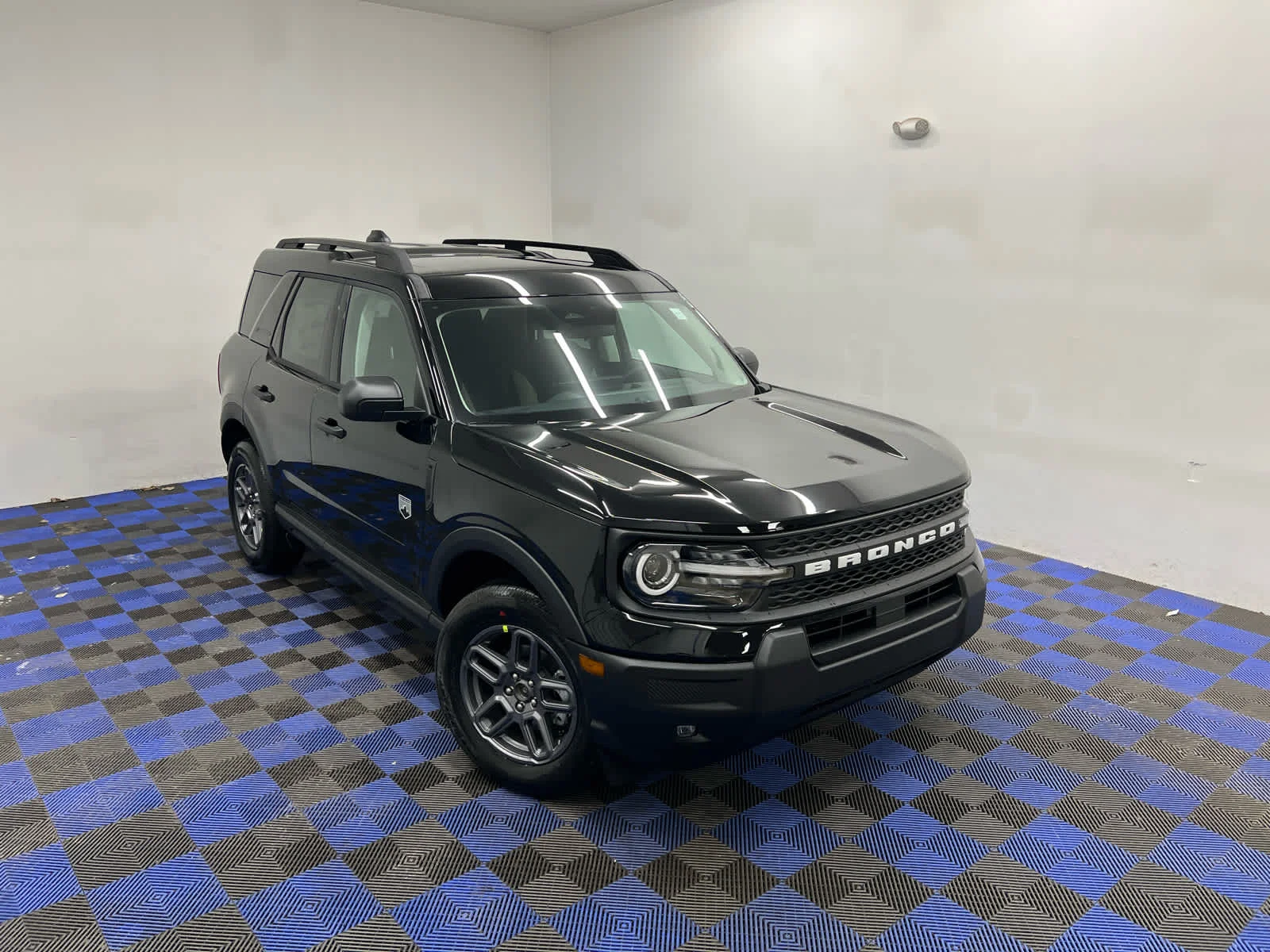 New 2026 Shadow Black Ford Big Bend image 29