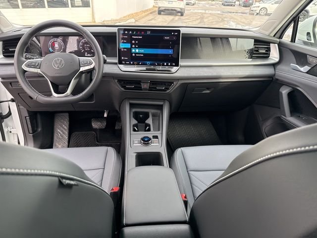 New 2026 Pure White Volkswagen 2.0T SE image 29