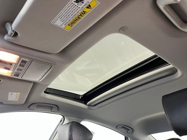 Used 2021 Black Honda Touring image 14