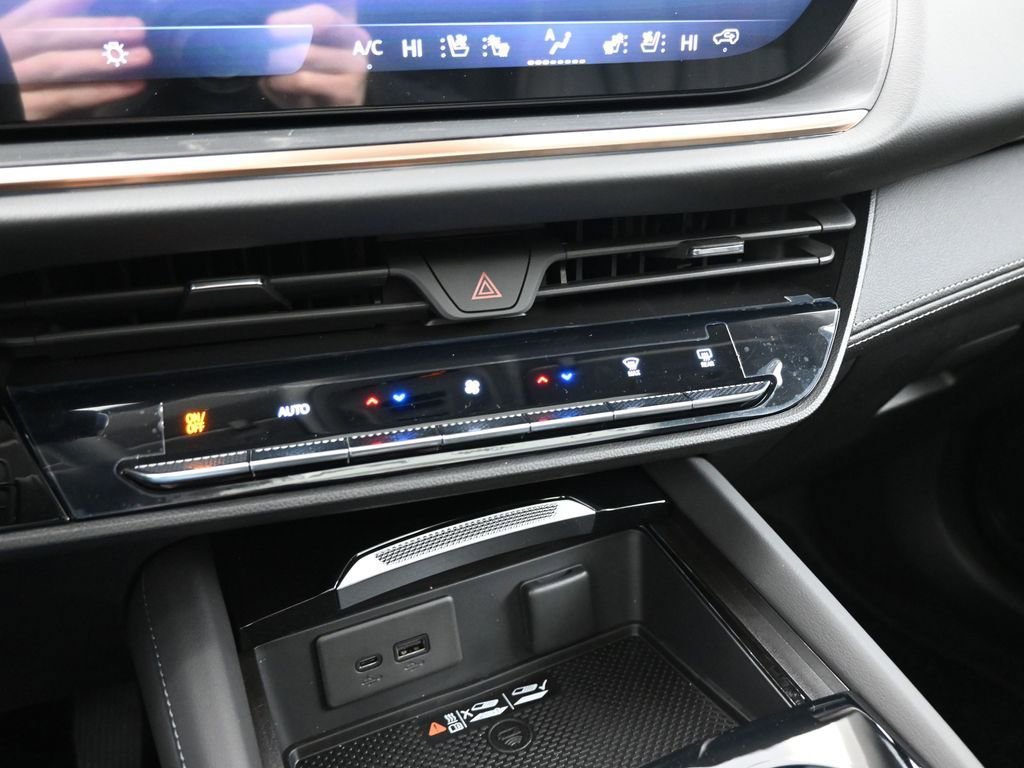New 2026 Midnight Opal Buick Avenir image 14