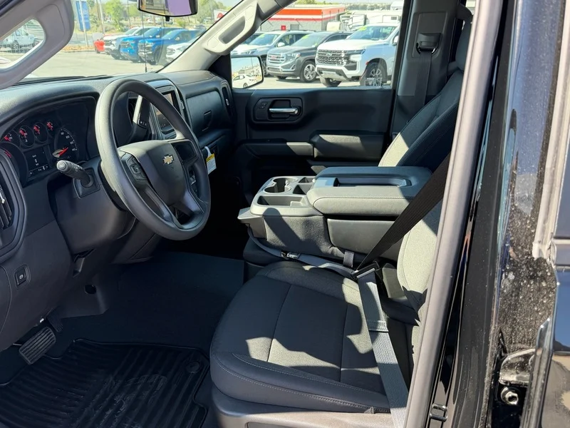 2026 Chevrolet Silverado 1500 Custom - Photo 17