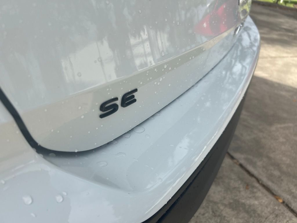 New 2026 White Volkswagen 1.5T SE Black image 27