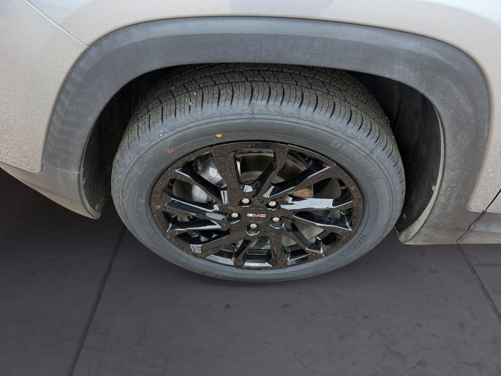 2024 GMC Terrain SLT - Photo 14