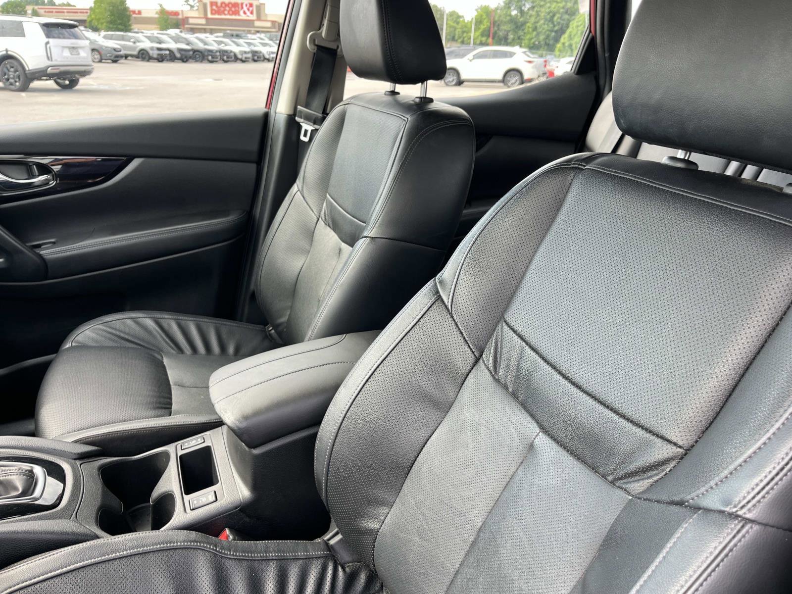 Used 2021 Scarlet Ember Tintcoat Nissan SL image 27