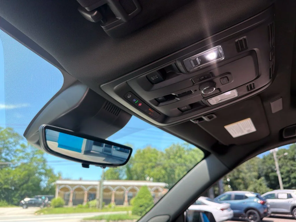 2025 GMC Yukon AT4 Ultimate - Photo 67