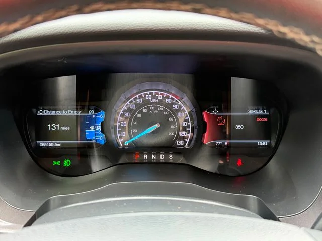 Used 2019 White Ford Lariat image 3