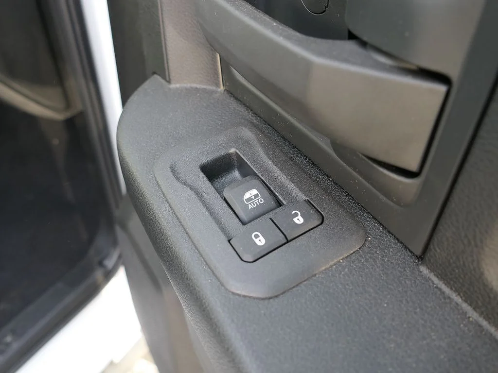 2026 RAM 3500 Tradesman - Photo 22