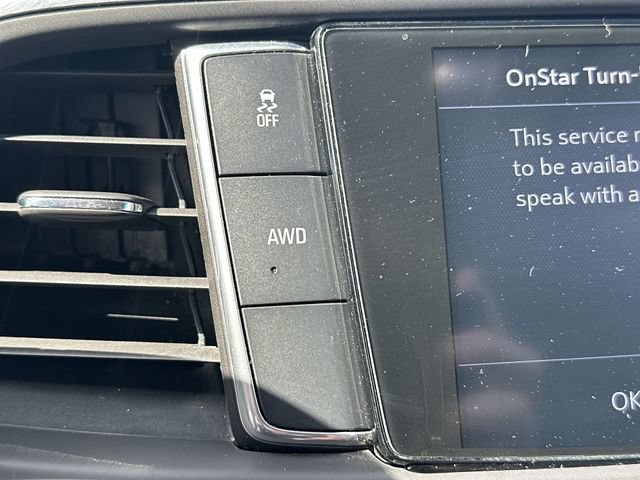 Used 2020 (Includes Satin Nickel lower exterior accent color.) Buick Essence image 39