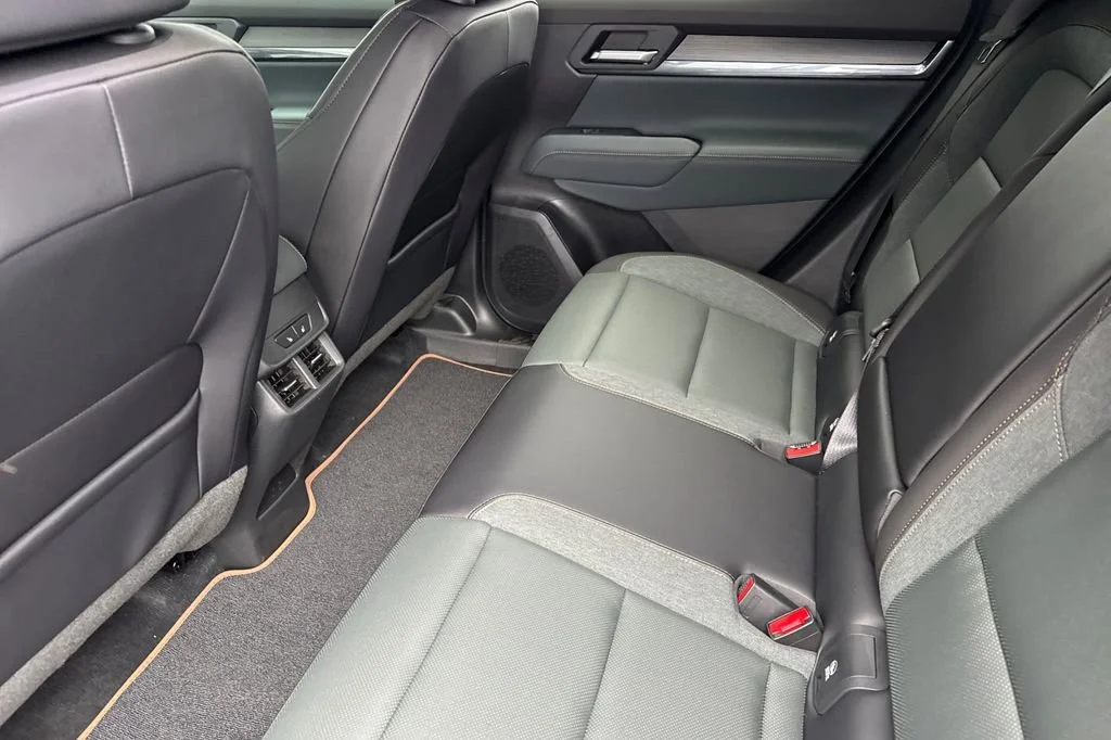 2026 GMC Terrain AT4 - Photo 10