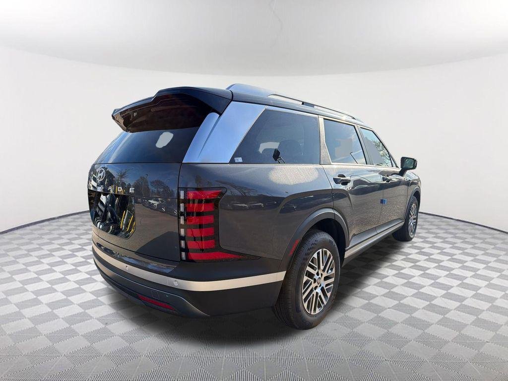 New 2026 Gray Hyundai SEL FWD image 5