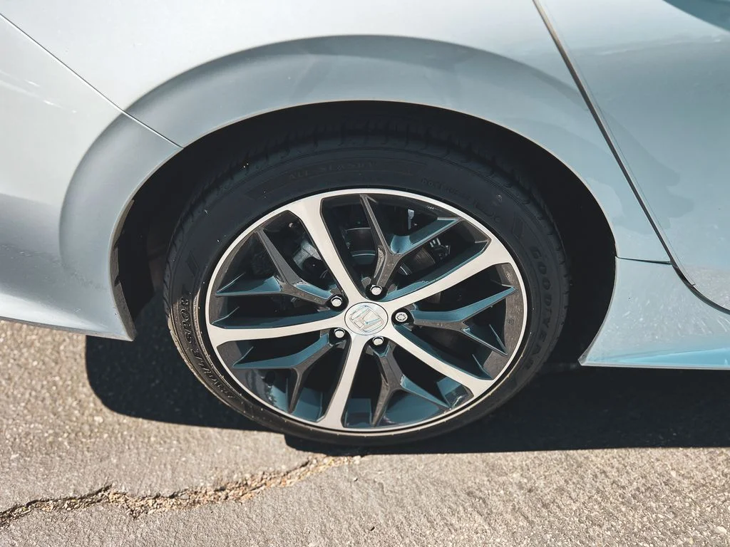 2024 Honda Civic Touring - Photo 12