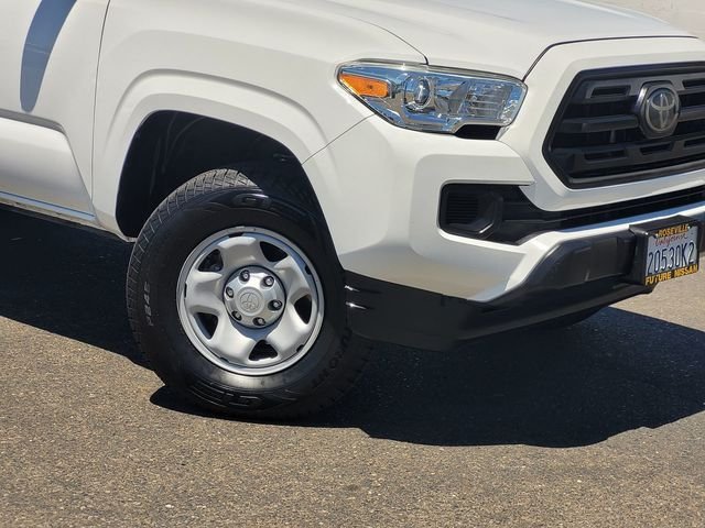 Used 2018 White Toyota SR image 9
