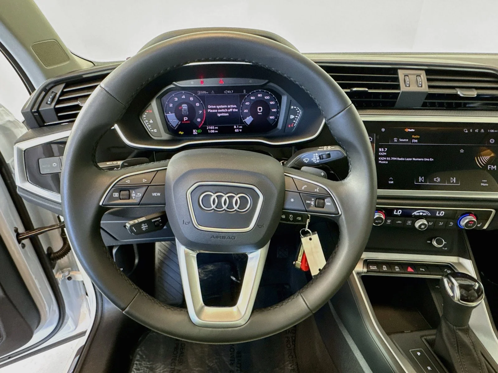 Used 2025 Glacier White Audi S line Premium image 11